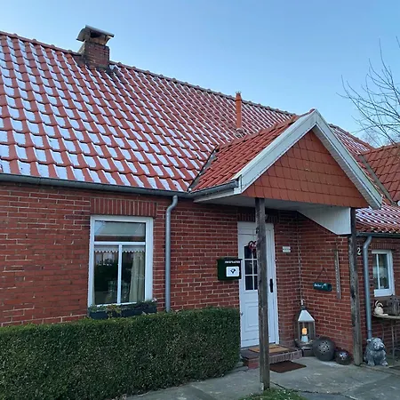 Holiday home Luettje Huus