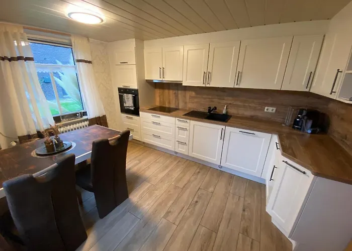 別荘 Luettje Huus Wirdum